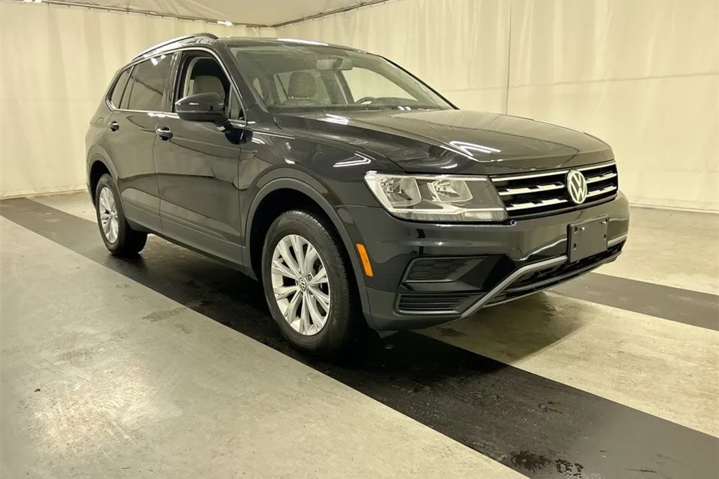 2020 Volkswagen Tiguan S photo 1