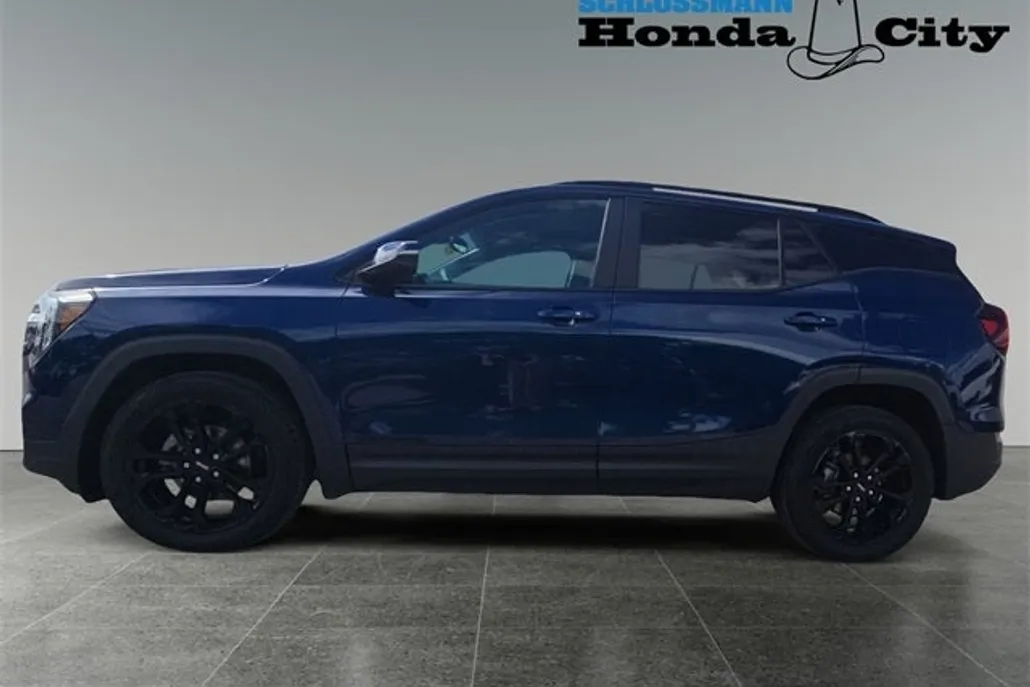 2022 Gmc Terrain SLE photo 1