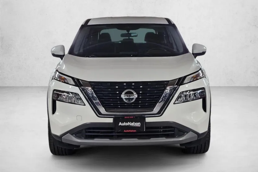 2021 Nissan Rogue SV photo 1