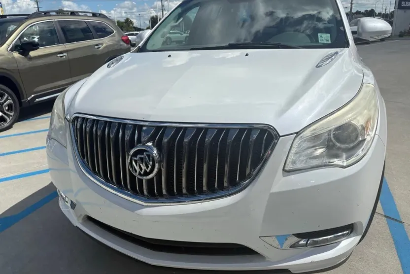 2016 Buick Enclave Leather photo 1