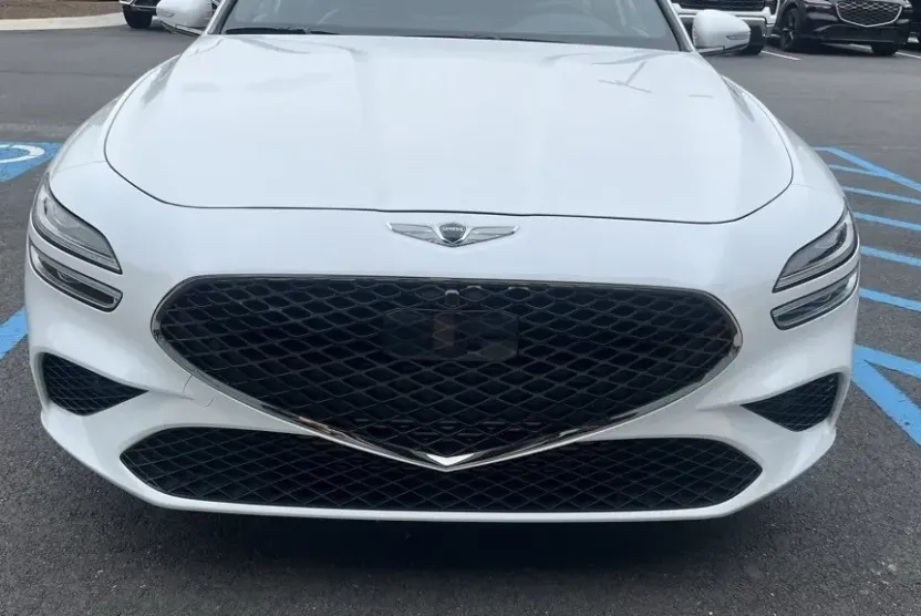2023 Genesis G70 Advanced 3.3T Sport Prestige photo 1