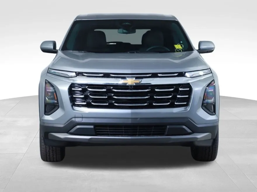 2026 Chevrolet Equinox LT photo 1
