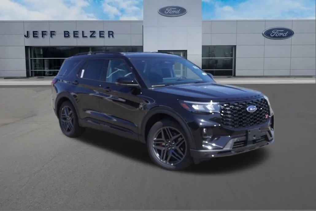 2025 Ford Explorer ST photo 1
