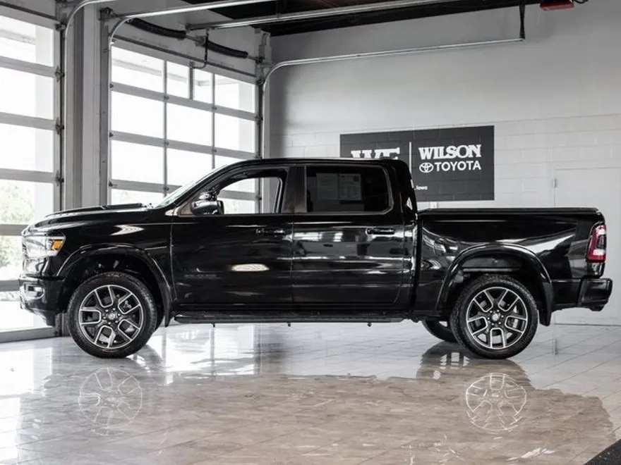 2019 Ram 1500 Laramie photo 1