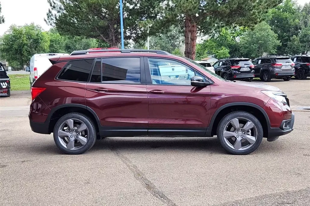2021 Honda Passport Touring photo 1