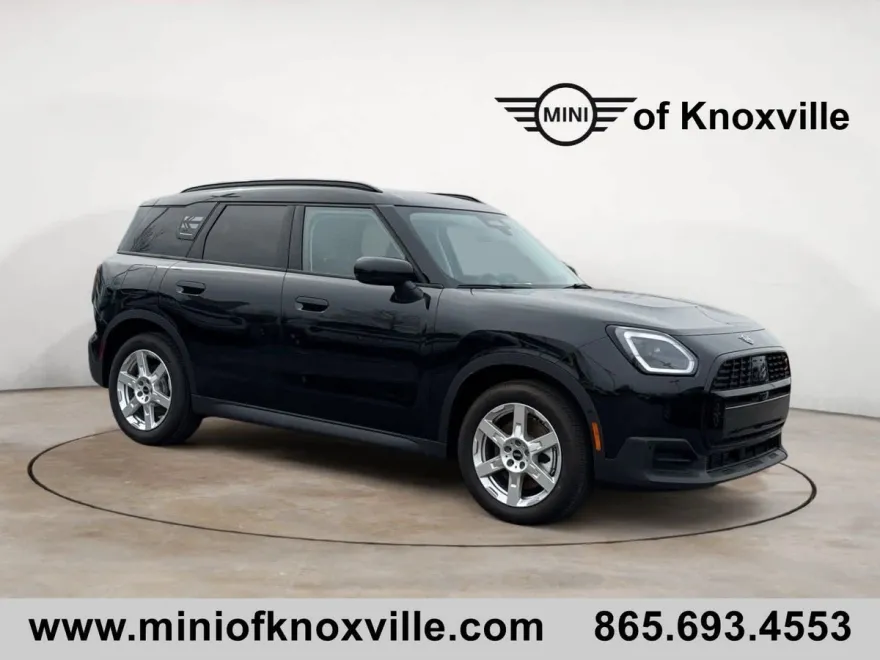 2025 Mini Countryman Iconic photo 1