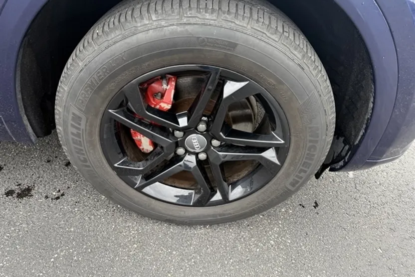 2018 Audi Q5 2.0T Premium Plus photo 1