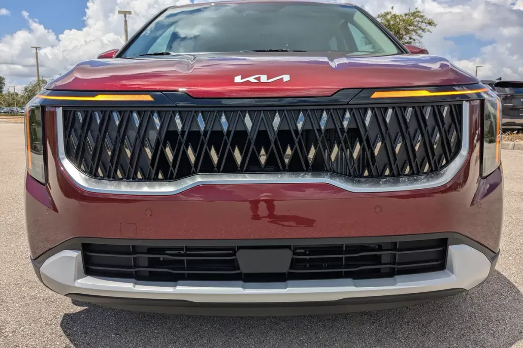 2026 Kia Carnival EX photo 1