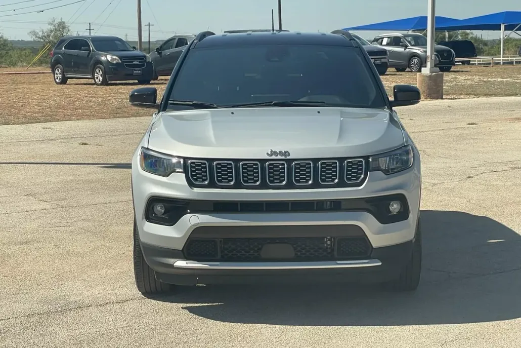2024 Jeep Compass Limited photo 1