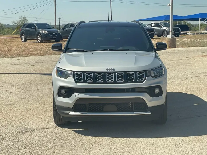 2024 Jeep Compass Limited photo 1