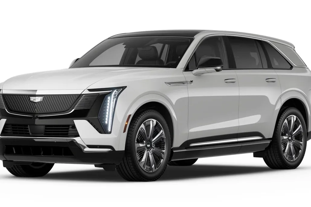 2025 Cadillac Escalade IQ Luxury photo 1