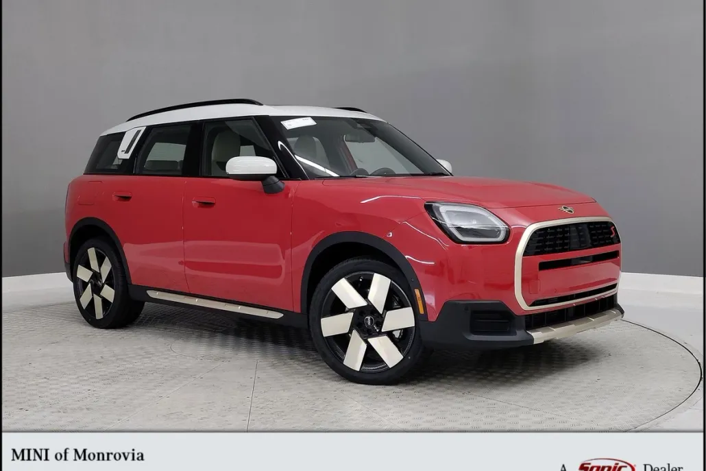 2026 Mini Countryman S ALL4 photo 1