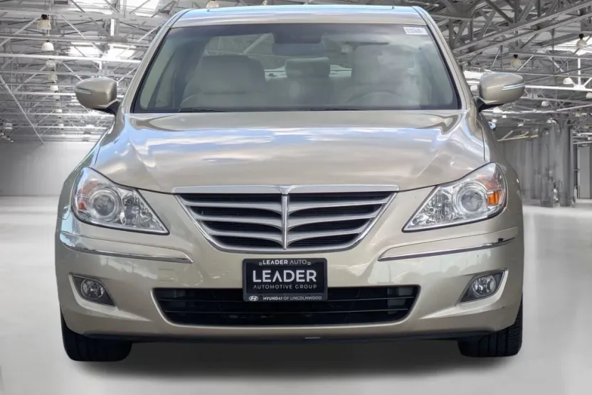 2009 Hyundai Genesis 3.8 RWD photo 1