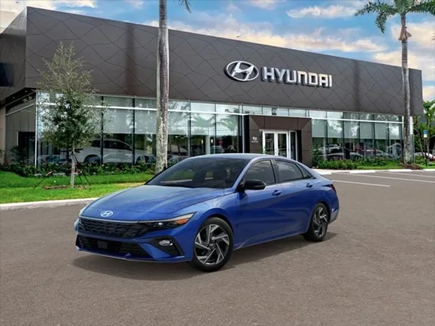 2025 Hyundai Elantra SEL Sport photo 1