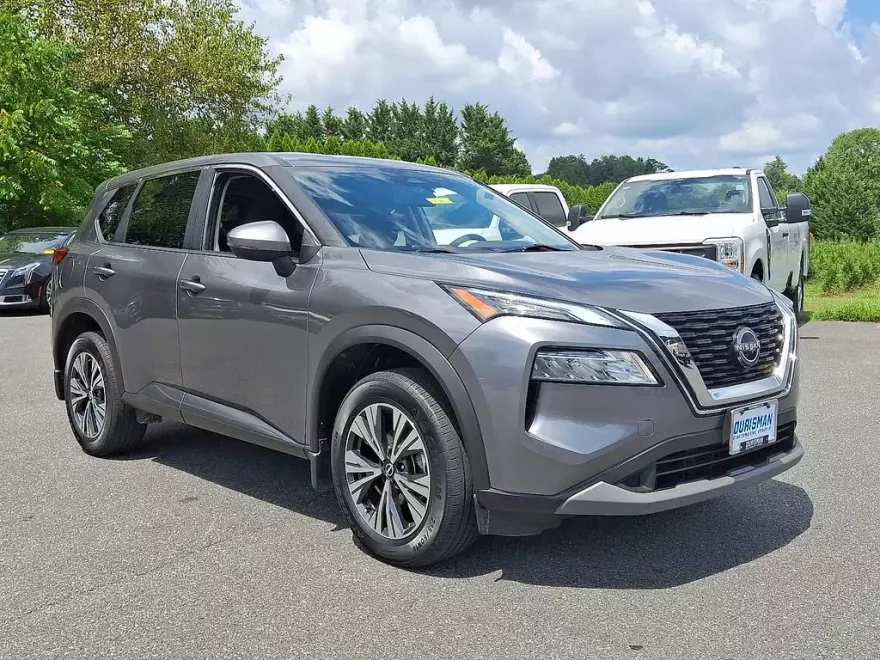2023 Nissan Rogue SV photo 1