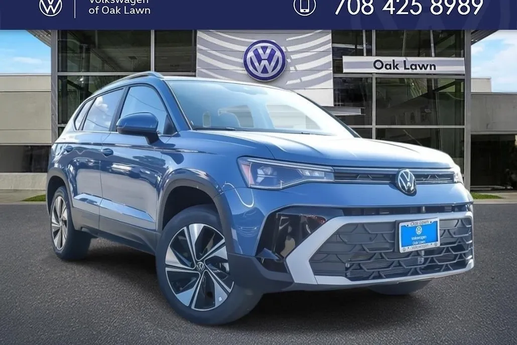 2025 Volkswagen Taos SE photo 1
