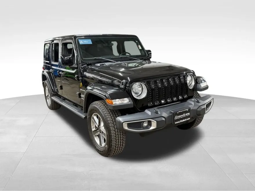 2018 Jeep Wrangler Unlimited Sahara photo 1