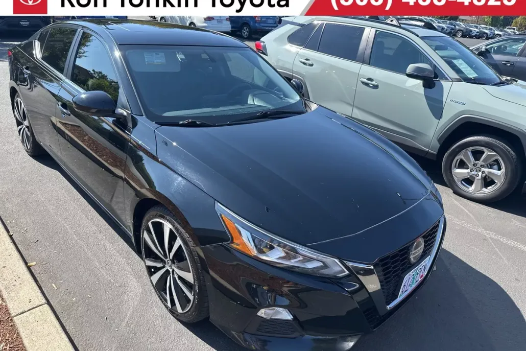 2019 Nissan Altima 2.5 SR photo 1