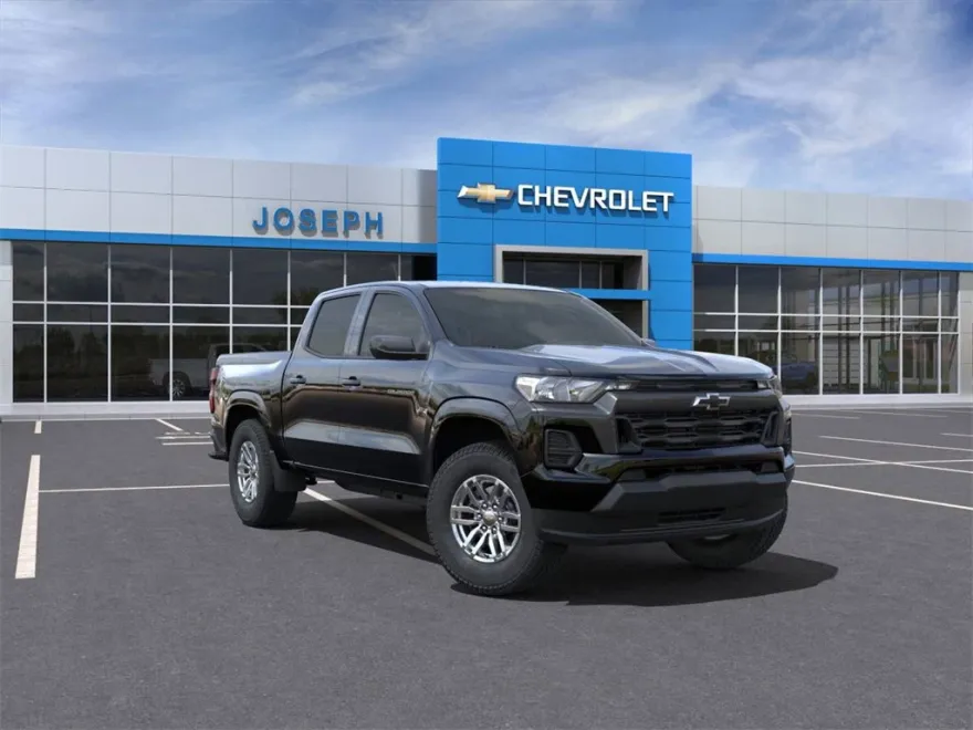 2025 Chevrolet Colorado Work Truck LT photo 1