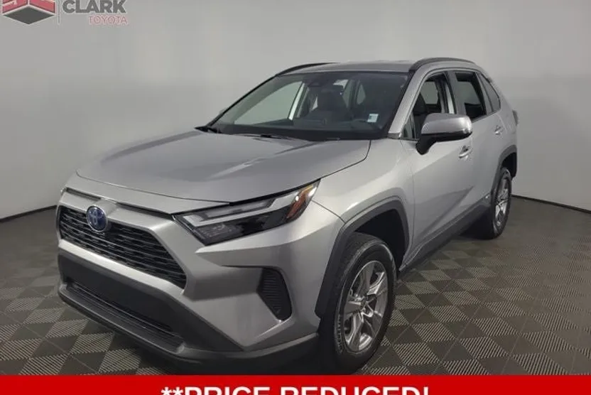 2024 Toyota RAV4 Hybrid XLE Sport photo 1