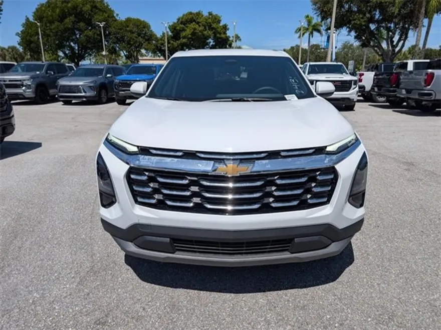2026 Chevrolet Equinox LT photo 1