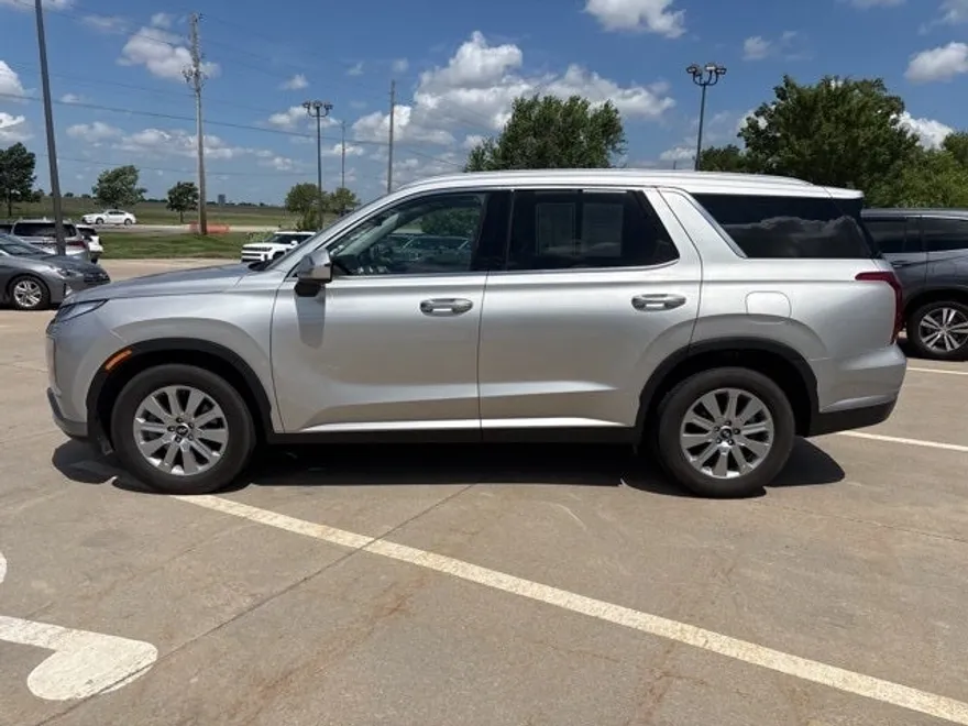 2025 Hyundai Palisade SEL photo 1