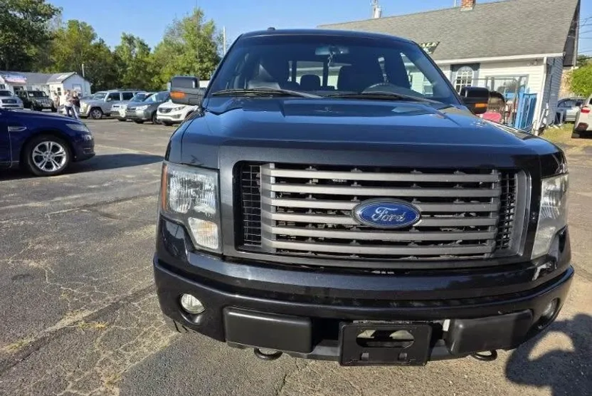 2012 Ford F-150 XLT photo 1