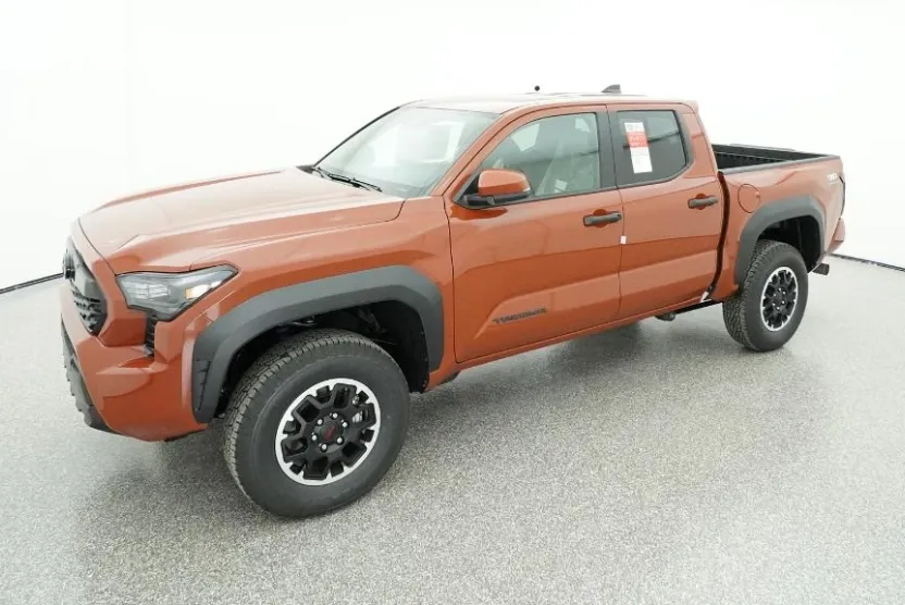 2025 Toyota Tacoma TRD Off-Road 4x4 Double Cab photo 1