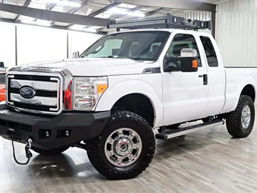 2016 Ford F-250 XLT photo 1