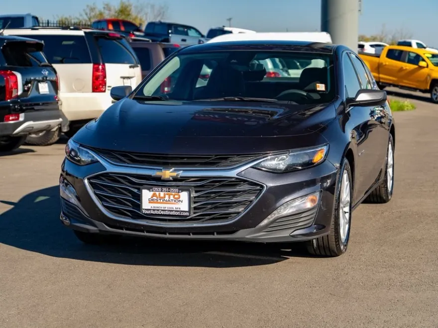 2023 Chevrolet Malibu 1LT photo 1