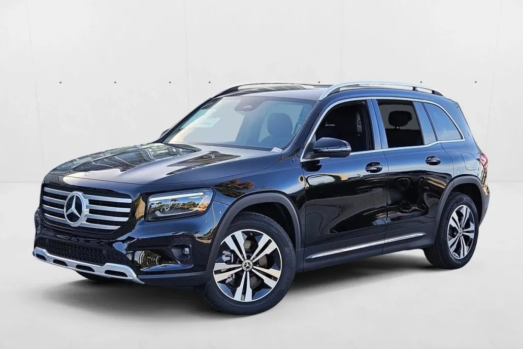 2025 Mercedes Benz GLB 250 photo 1