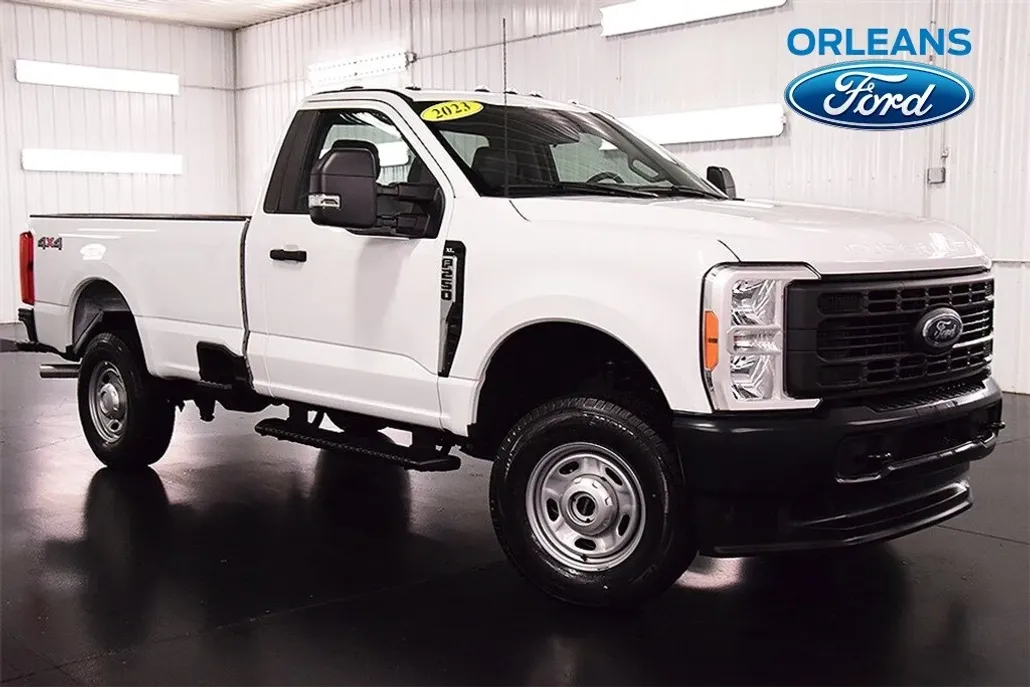 2023 Ford F-250 XL photo 1