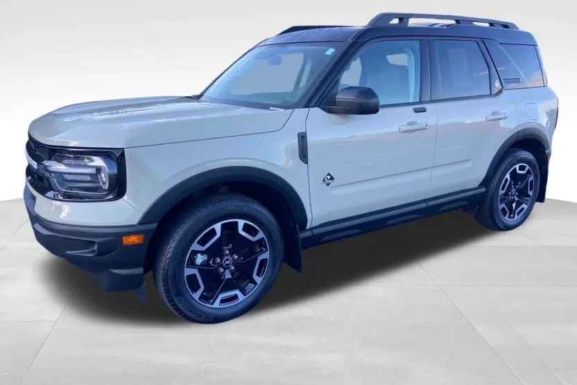 2024 Ford Bronco Sport Outer Banks photo 1