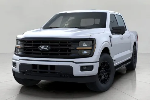 2025 Ford F-150 XLT photo 2
