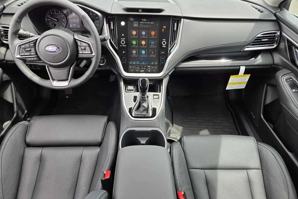 2025 Subaru Outback Touring XT photo 1