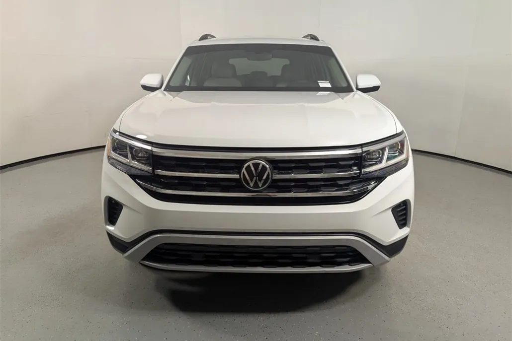 2023 Volkswagen Atlas SE photo 1