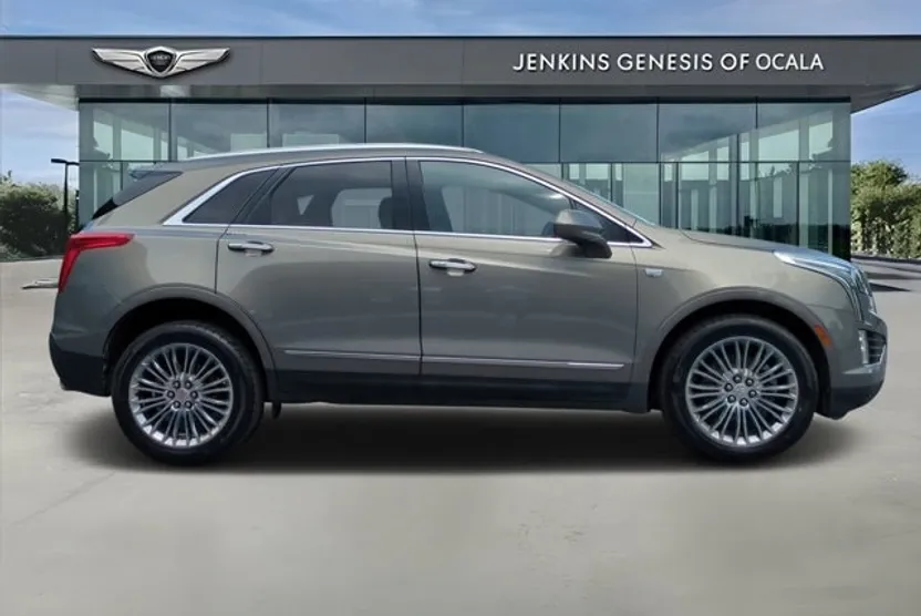 2019 Cadillac XT5 Premium Luxury photo 1