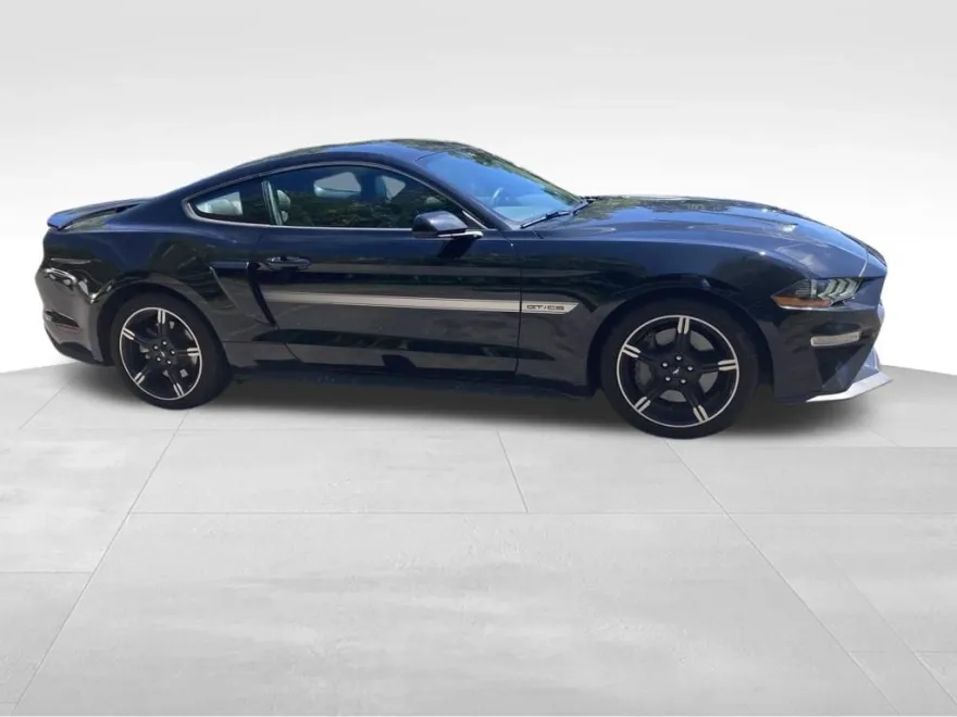 2021 Ford Mustang GT Premium photo 1