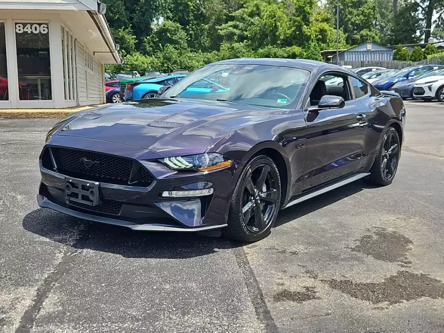 2022 Ford Mustang GT photo 1