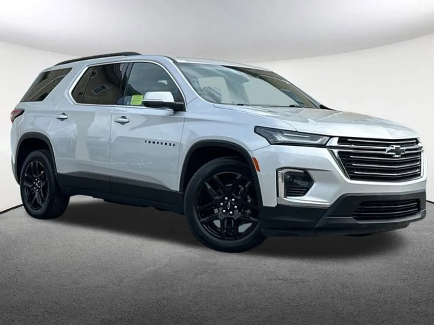2022 Chevrolet Traverse Cloth 1LT photo 1