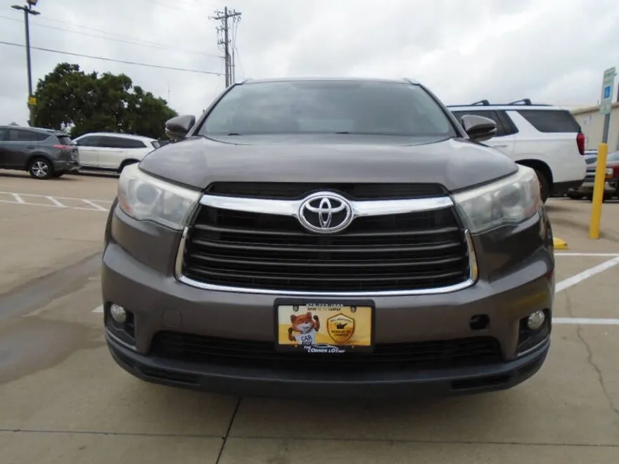 2016 Toyota Highlander Base Hybrid photo 1