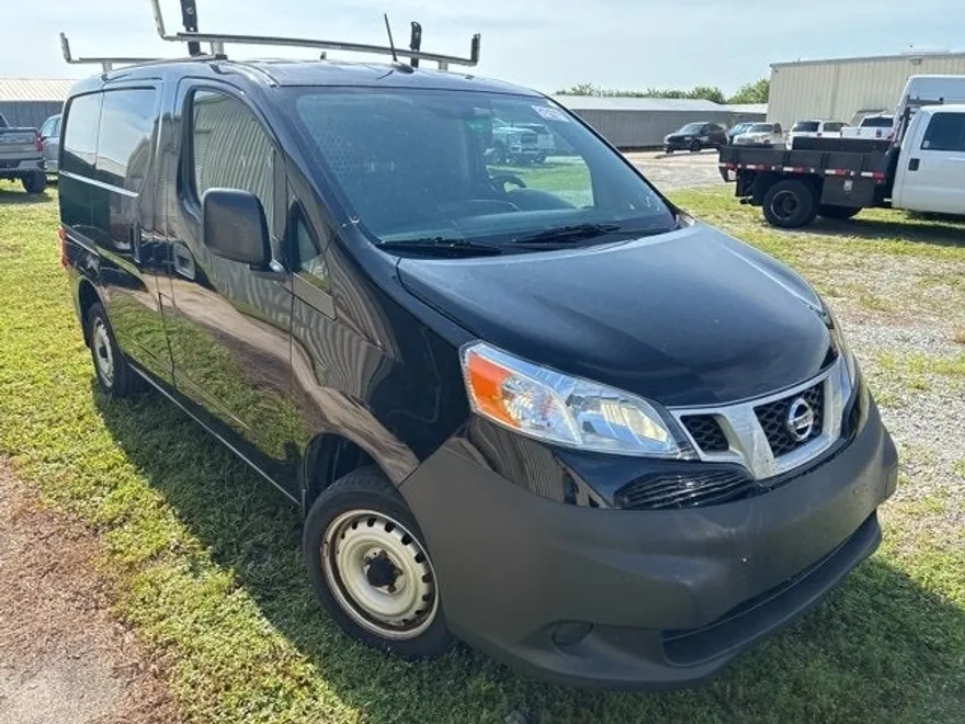 2020 Nissan NV200 S photo 1