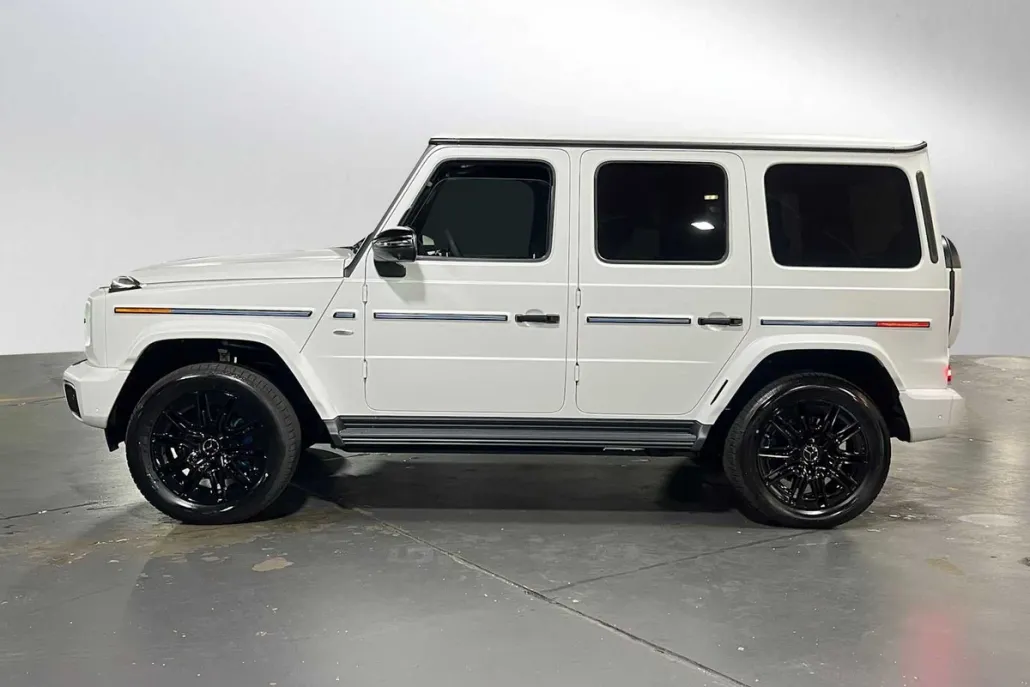2025 Mercedes Benz G photo 1