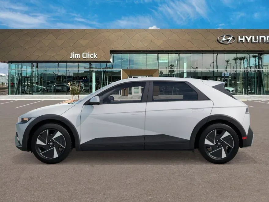 2025 Hyundai Ioniq 5 SE photo 1