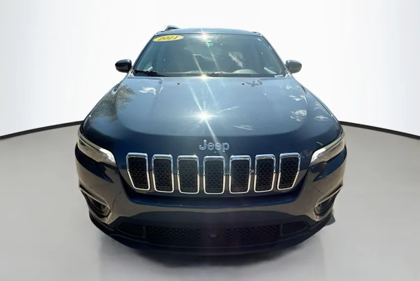 2021 Jeep Cherokee Latitude Lux photo 1