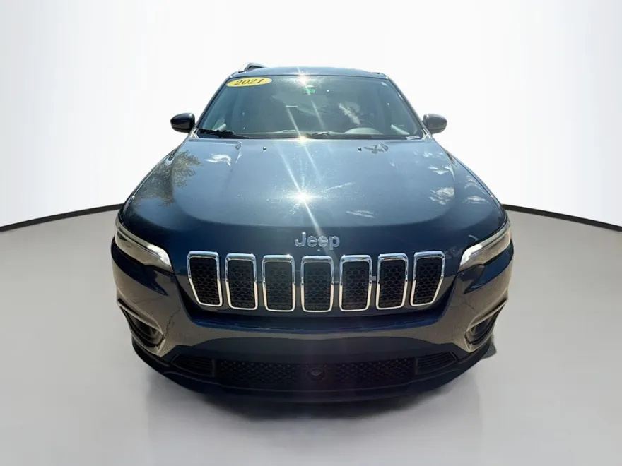 2021 Jeep Cherokee Latitude Lux photo 1