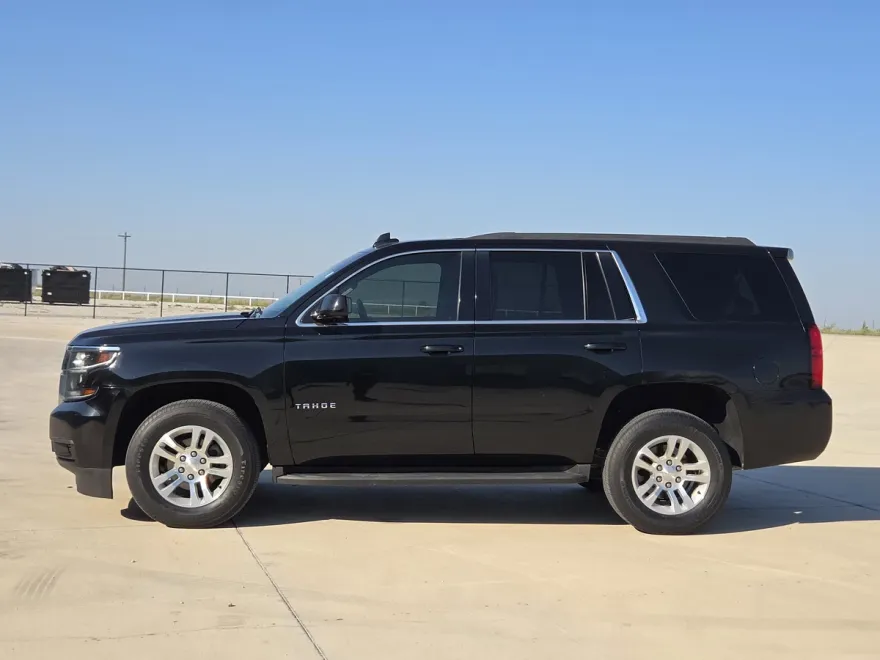 2018 Chevrolet Tahoe LS photo 1