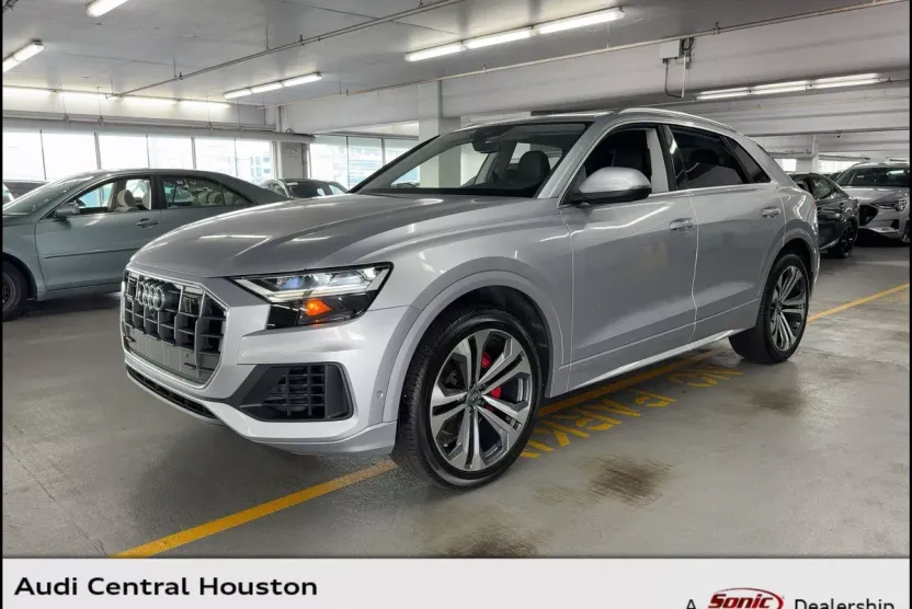 2019 Audi Q8 Premium Plus photo 1