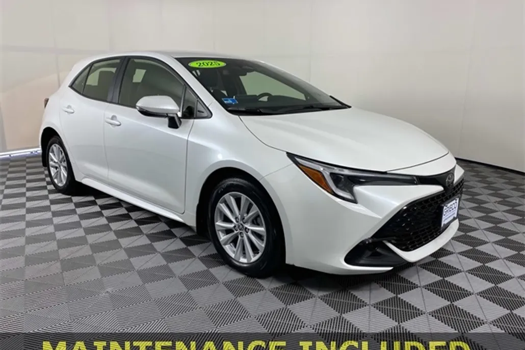 2025 Toyota Corolla SE photo 1