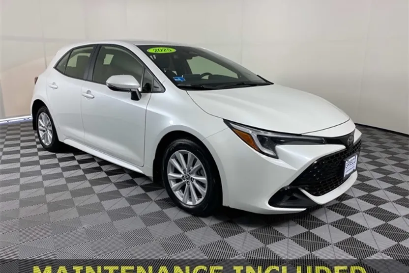 2025 Toyota Corolla SE photo 1